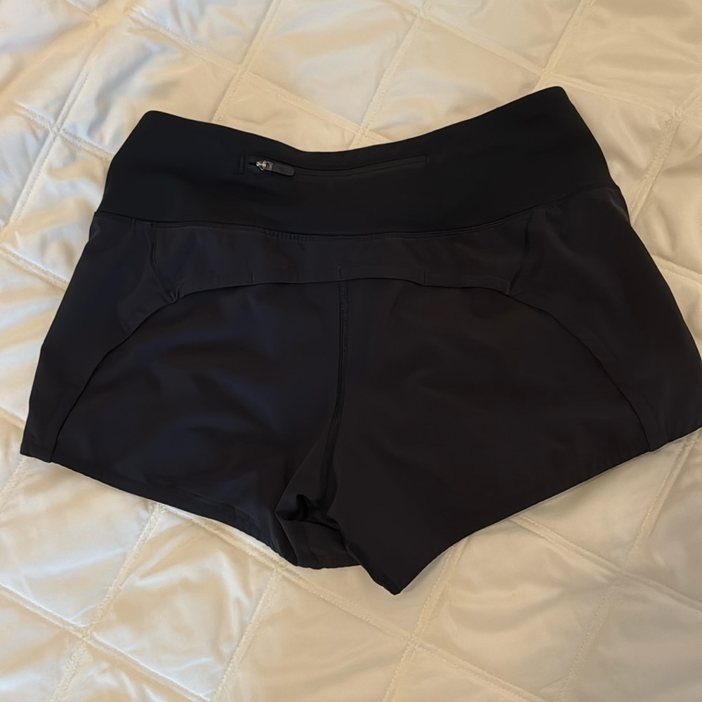 Lululemon speed up shorts sz 4